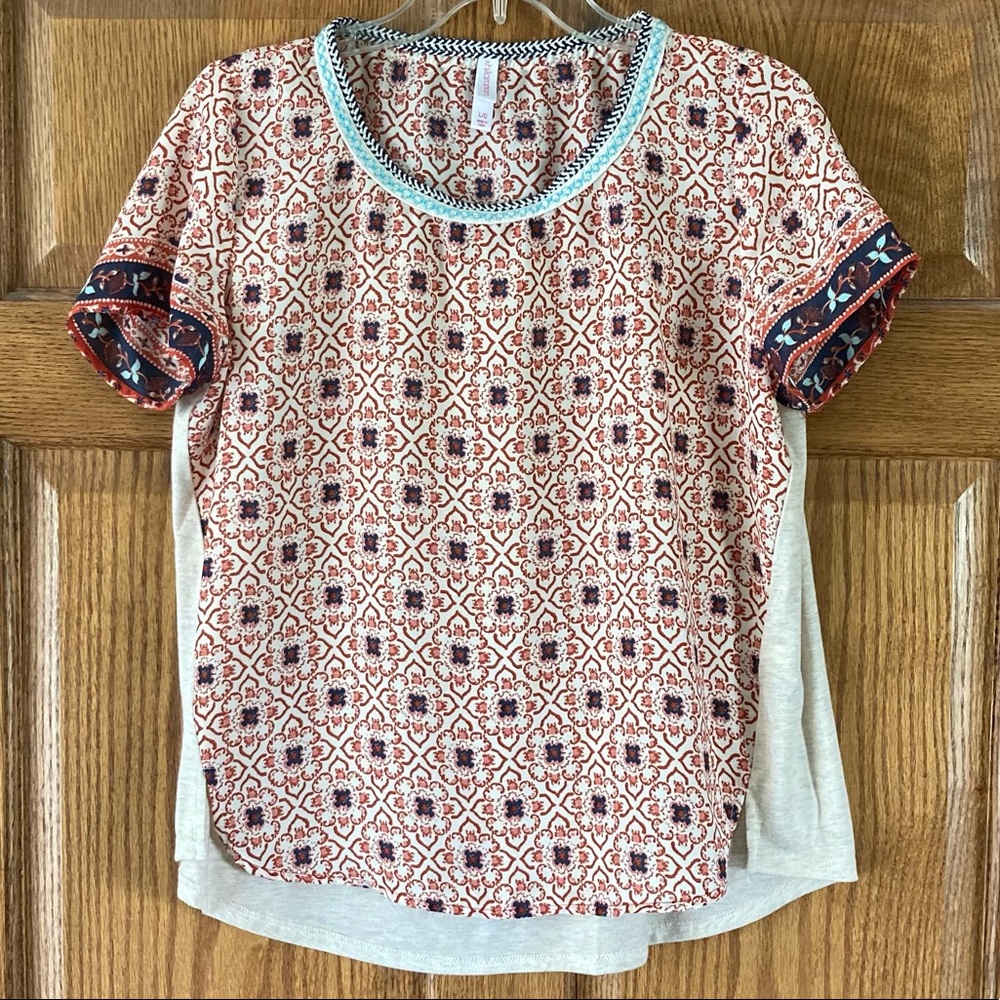 Xhilaration Mixed Material SS Shirt Large